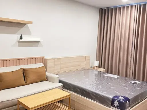 ให้เช่าห้อง Aspire Sukhumvit-Rama4 ห้อง Studio Style Minimal Muji วิวสระว่ายน้ำวิวเมือง บรรยากาศดีมาก จองเลย images