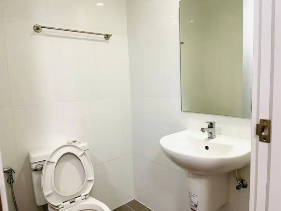 For rent: I Condo Salaya, Phase 2, separated rooms, not too expensive. Let me tell you, you can't miss it.