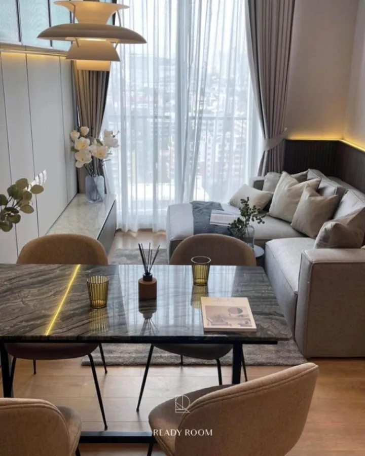 ให้เช่า ขาย คอนโด โนเบิล อราวน์ สุขุมวิท 33 ชั้น 18 ห้องกว้าง พร้อมอยู่ แต่งสวย เดินทางสะดวก จองด่วน!