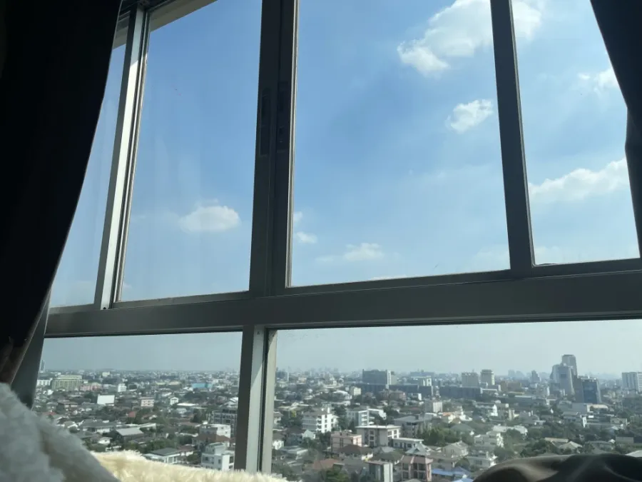 For sale: Lumpini Place Ratchayothin, beautiful view, good condition, fully furnished, ready to move in!