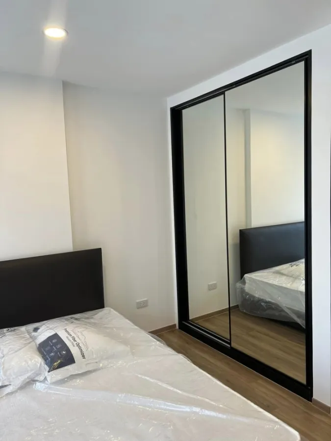 For rent condo Cybiq Ratchada32 ห้องพร้อมอยู่ เฟอร์ เครื่องใช้ไฟฟ้าครบ มาแต่ตัวเข้าอยู่ได้เลย