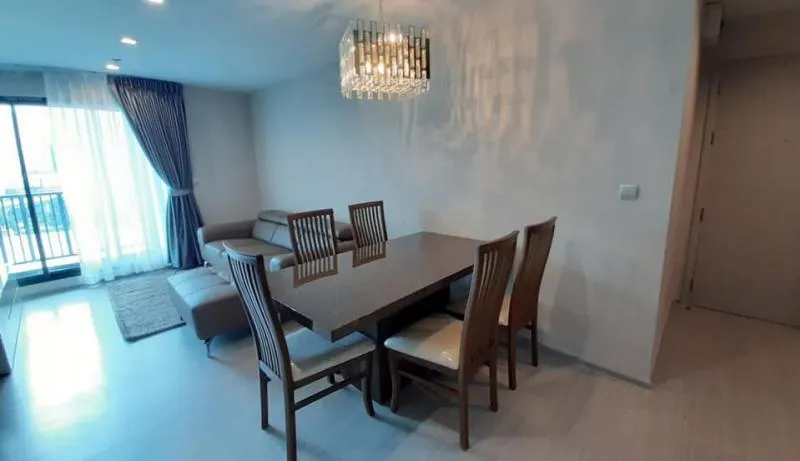 2 bedrooms, 2 bathrooms, spacious and satisfying Available with every convenience, near shopping malls, near BTS, universities, for rent Life Ladprao Urgent!