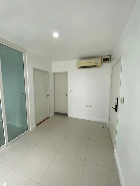 ขาย Aspire Srinakarin ชั้น 4 ห้องมุมเป็นส่วนตัวสุดๆ ห้องเปล่า สายแต่งห้องไม่ควรพลาด ด่วนๆ