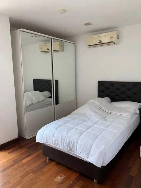 เช่า dlv thonglor 20 ห้องกว้าง เฟอร์นิเจอร์ครบ เครื่องซักผ้าส่วนตัว พร้อมให้เข้าอยู่ พลาดไม่ได้เลยนะ