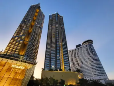 Magnolias Waterfront Residences (Icon Siam)