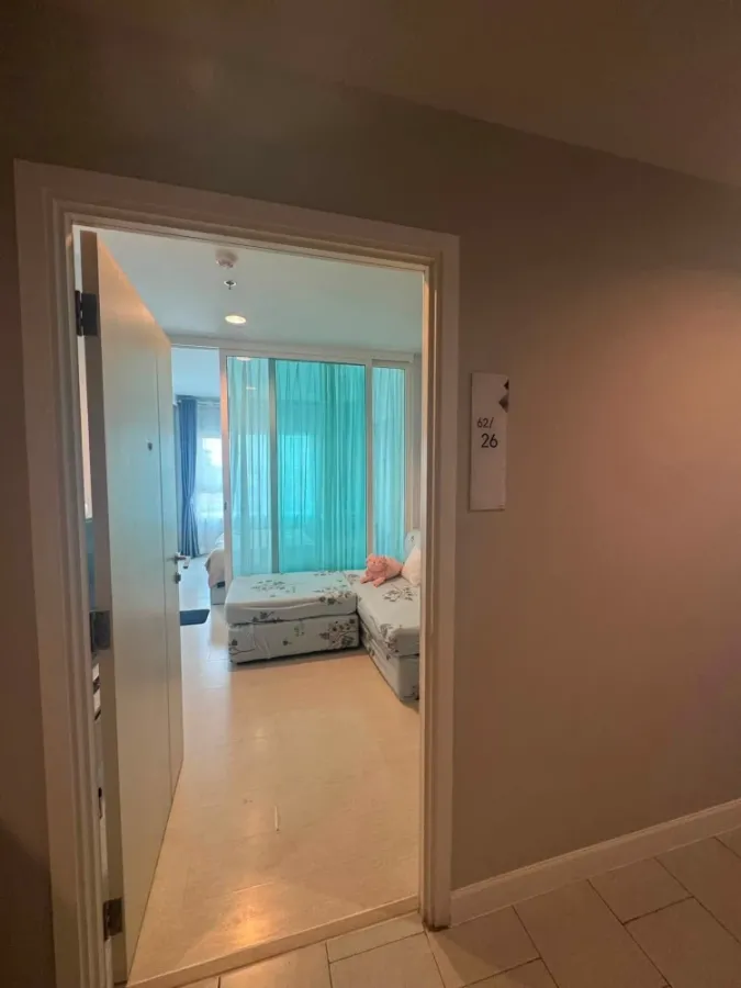 Aspire Erawan condo for rent. Fully furnished, just bring your belongings and move in!