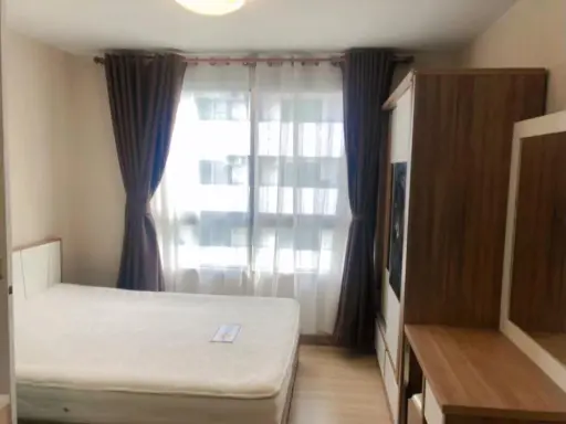 Plum Condo Paholyothin 89 for rent, 5th floor, fully furnished room. Interested? Reserve now. Don't miss out!