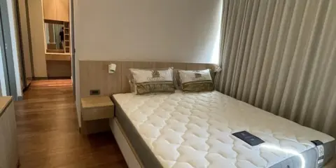 For sale rent Condo M Silom ห้องกว้างขวาง built in อย่างดี มีอ่างอาบน้ำ บอกเลยว่าห้ามพลาด