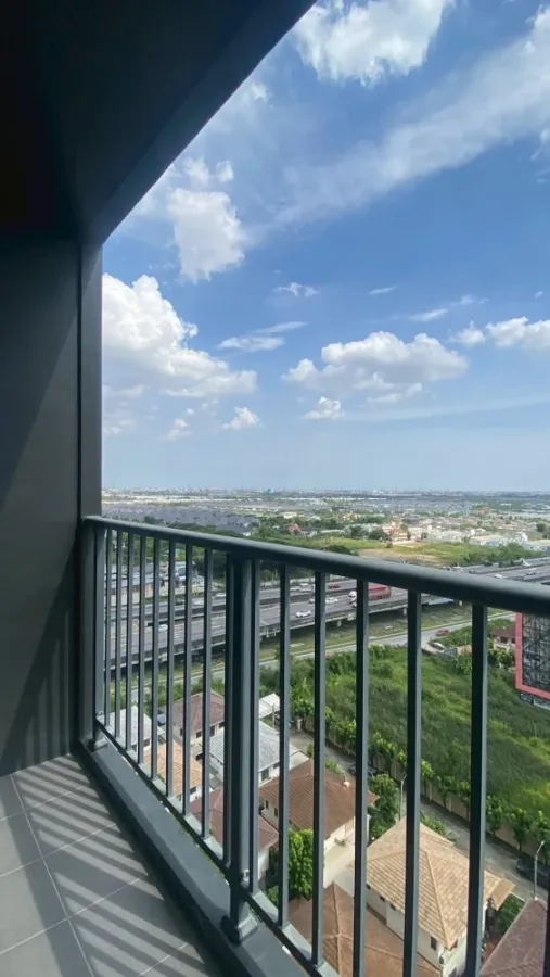 For sale: A space Mega, 1 bedroom, 1 bathroom, good location, beautiful view, not blocked, convenient transportation, reserve now.