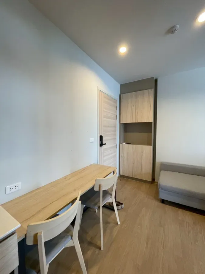 Commom TU ให้เช่า ห้องใหม่เอี่ยม ตำแหน่งดีทิศเหนือ ห้องริมเป็นส่วนตัวมาก แถมวิวสวยสุดๆ จองด่วนจ้า