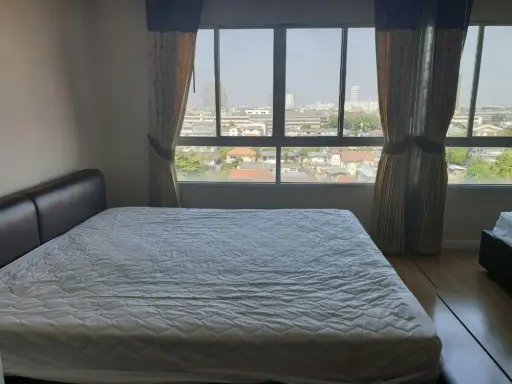 For sale: Lumpini Place Rama 8, Building C, 10th floor, open view, with built-in furniture. If interested, hurry and reserve now.
