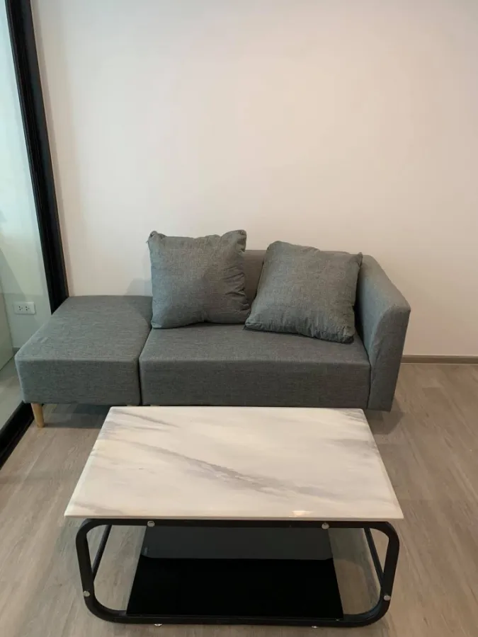 Condo for rent, Reach Phahon Yothin 52, 6th floor, Rim room, new room, everything is complete. You can just drag your bag in.