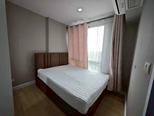 For sale/rent: Metro Lux Riverfront Rattanathibet. Ready-to-move-in unit with full furnishings. Affordable price. Book now before it's too late! images