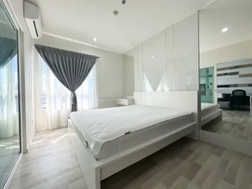 For rent!! Condo The Key Sathorn - Charoenrat, 10th floor, beautiful room, fully furnished, decorated, ready to move in. Book now!!