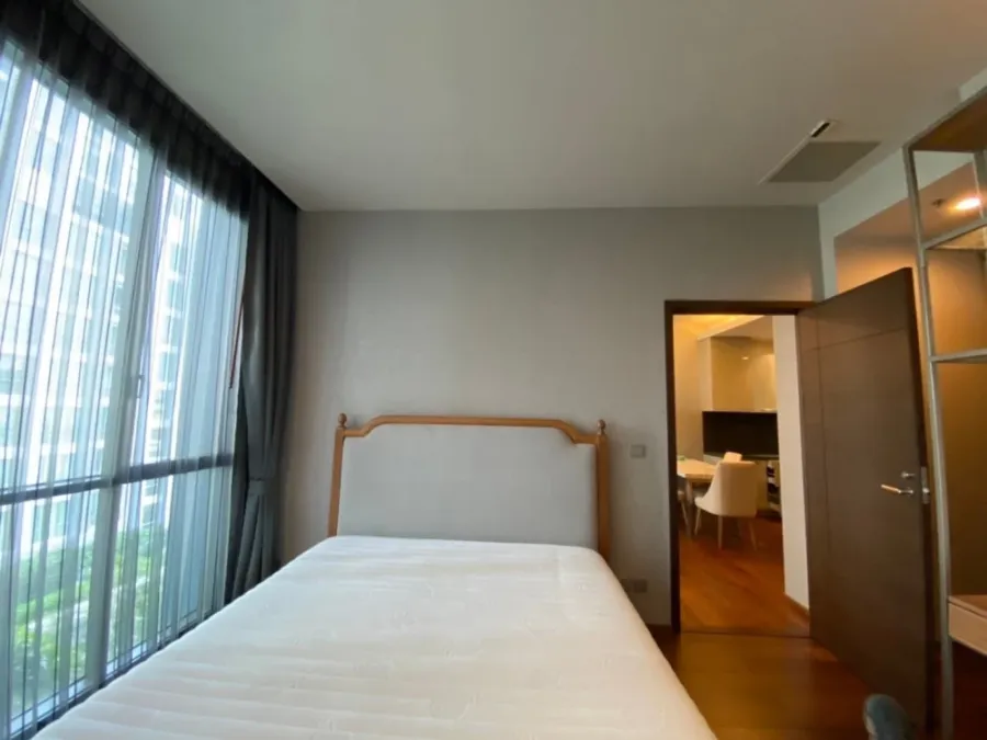 Rent a spacious Quattro by Sansiri condo with ample living space and all the conveniences you need in one place. You shouldn't miss this opportunity!