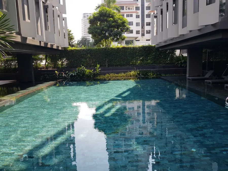 For sale for rent Siamese Gioia Sukhumvit 31, beautifully decorated room with built-ins. Good grade furniture Don't just look and reserve quickly.