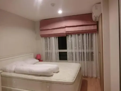For rent, Lumpini Ville On Nut 46, 4th floor, good height, complete amenities. Reserve first and stay first.