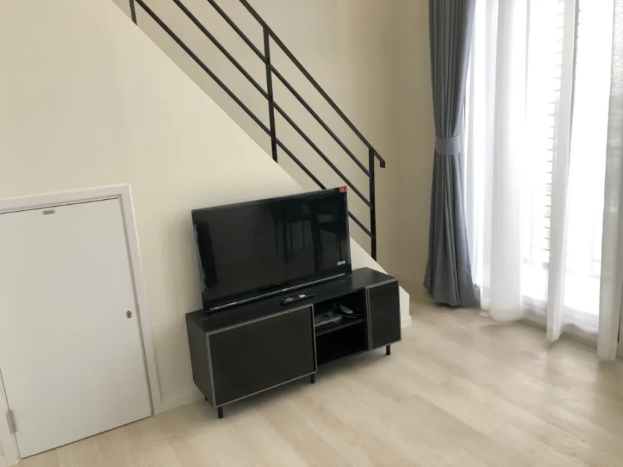 ✨ For SALE with Tenant ✨ High-Floor 2-Story Vertical Suite Next to Thammasat University ✨ Modiz Launch