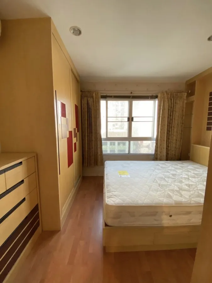 Condo for sale, Lumpini Ville Ramkhamhaeng 44, 1 bedroom, 1 bathroom, furniture + appliances, complete with built-ins. Reserve now.