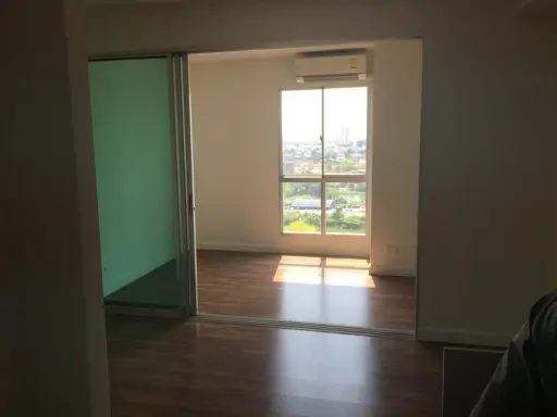 Selling A Space Mee Rattanathibet, 16th floor, empty room, high floor, airy, open, nice to own. images