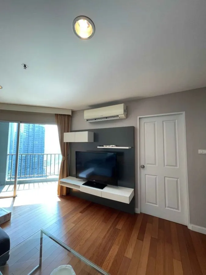 Belle Grand Rama 9 for sale, spacious room, large sofa, unblocked view, don't just look at it, hurry up and book.