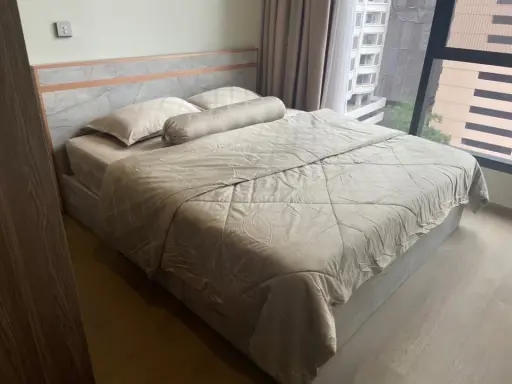 For rent Celes Asoke, beautiful and luxurious room. Inside the built-in premium grade Comes with a great view. Book now. Hurry up. images