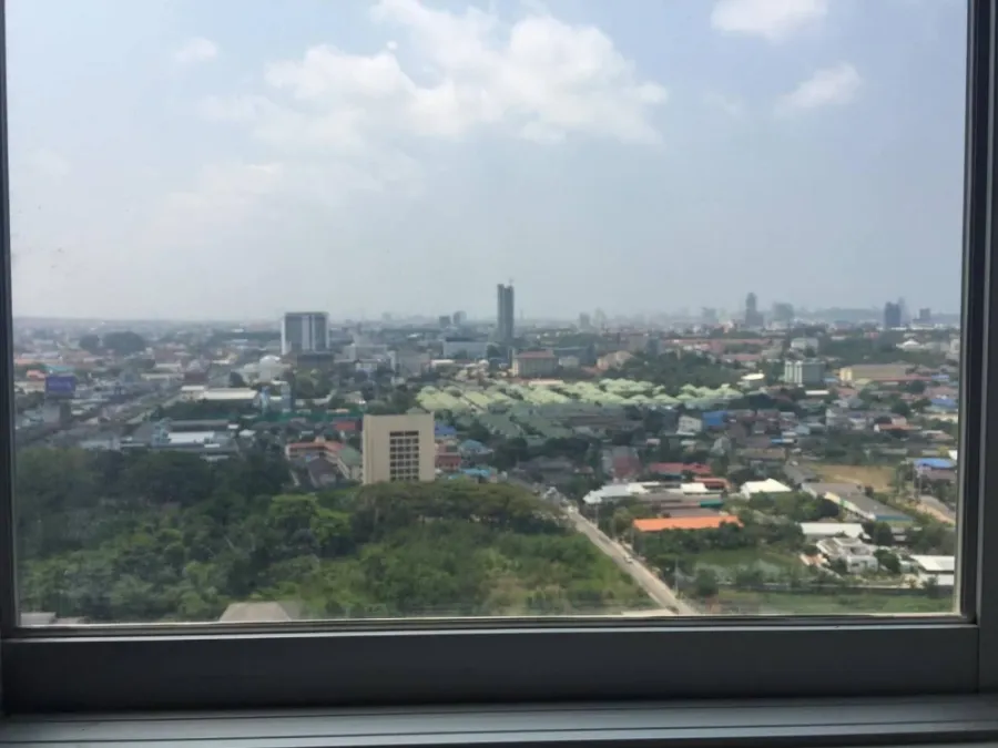 For sale: Lumpini Condotown North Pattaya Sukhumvit, ready to move in, fully furnished, high floor, reserve now!