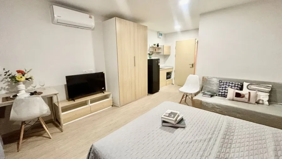 For rent: Twize Future Rangsit, 5th floor, fully furnished, ready to move in. Interested? Reserve now! Urgent!