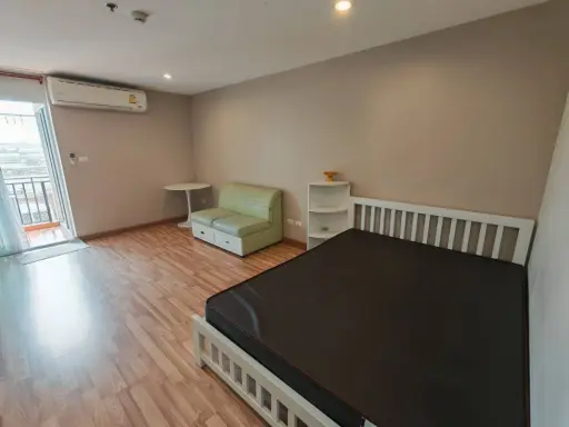 For rent: Regent Home 12 Ladphrao 41, 6th floor unit. Fully furnished with appliances. Don't miss out!