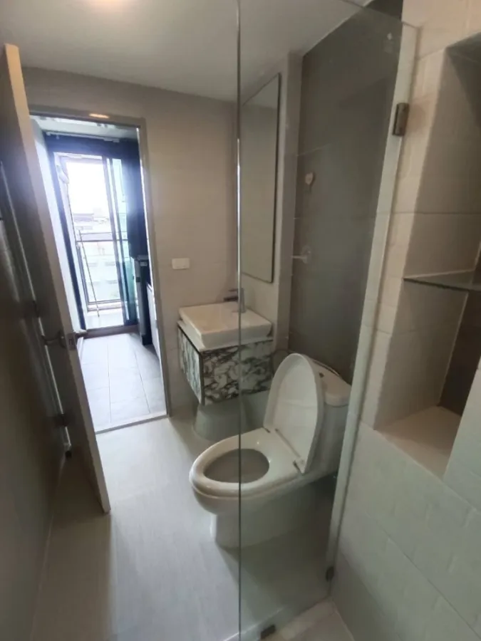 ให้เช่า The Cube Loft Ladprao 107 ห้องพร้อมอยู่ เฟอร์พร้อม ราคาสบายกระเป๋า จองเลย