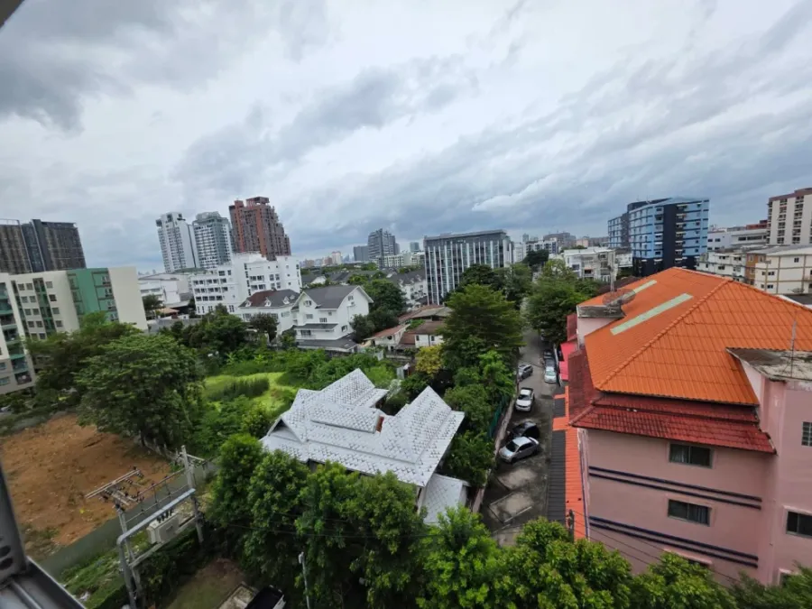 Selling Dcondo Sukhumvit 109, 8th floor unit. Prime location, convenient transportation. Don't miss out!