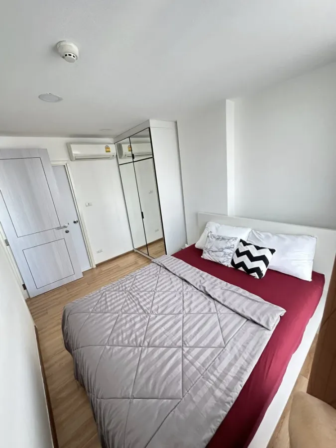 For rent: Notting Hill The Exclusive Charoen Krung, 7th floor, large usable area, 2 bedrooms, fully furnished, must book.