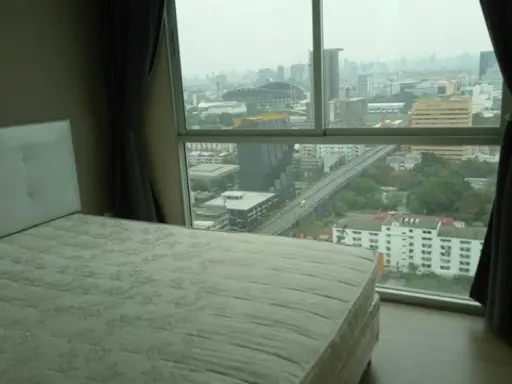 High floor room, great view, fully furnished, for sale at Chewathai Ramkhamhaeng. images