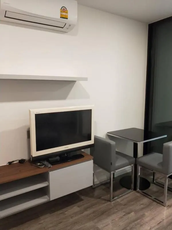 Condo modiz Ratchada 32, garden view, good wind, ready to move in, electrical equipment, furniture If you miss it, you will regret it immediately.