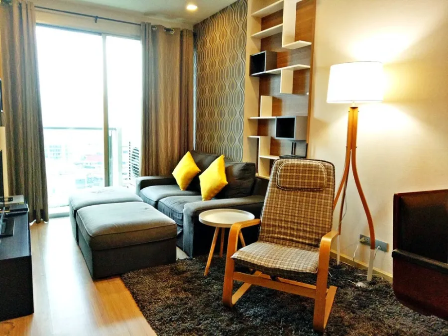 ให้เช่า คอนโด สกายวอล์ค และ เวลซ์ เรสซิเดนซ์ เฟอร์นิเจอร์ครบ พร้อมเข้าอยู่ ใกล้รถไฟฟ้า