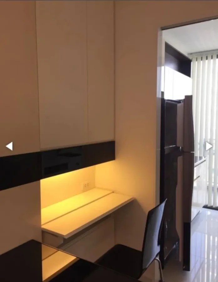 For sale or rent: The Room Sukhumvit 62, spacious and comfortable room, swimming pool view, ready to move in with just your bags.