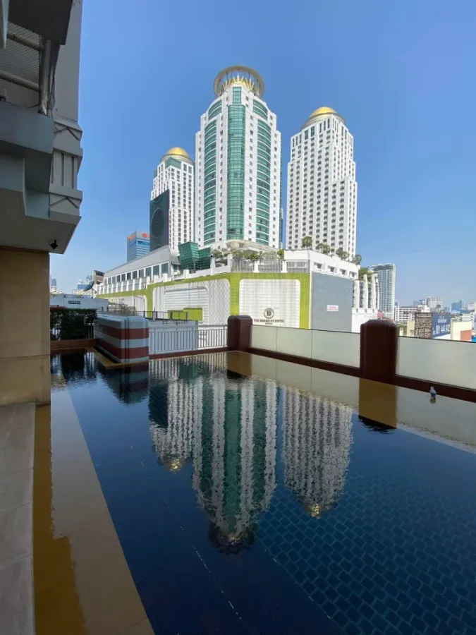 ขาย Manhattan Chidlom 2 Bedroom 2 Bathroom สิ่งอำนวยความสะดวกครบ รีบจองได้เลย ห้ามพลาด