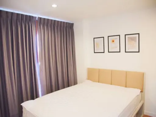 For rent, Lumpini Place Ratchayothin, 7th floor, beautiful room, fully furnished and electrical appliances. Book now.