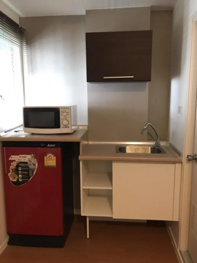 Lumpini Township, Rangsit, Khlong 1 for rent, a room decorated in clean white tones. High floor is good at a cheap price. If interested, hurry up.