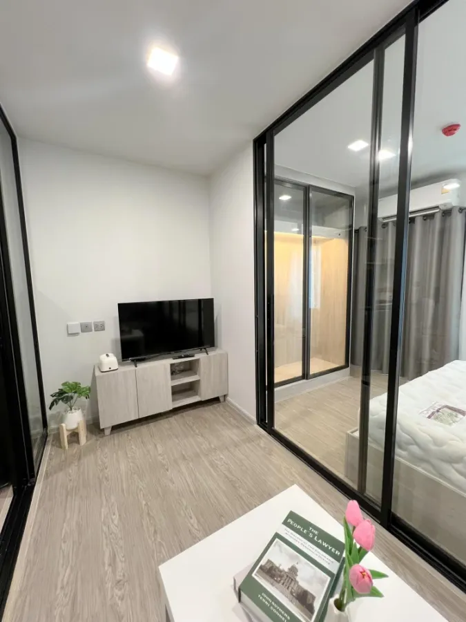 For rent: KAVE SEED KASET, a lovely room with complete furniture and electrical appliances. If you don't reserve, you'll regret it later.