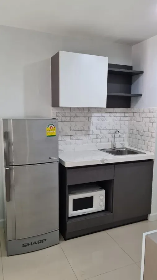 Condo for sale, Wish @ Siam, 2nd floor, corner room, spacious, private, don't wait, reserve now.