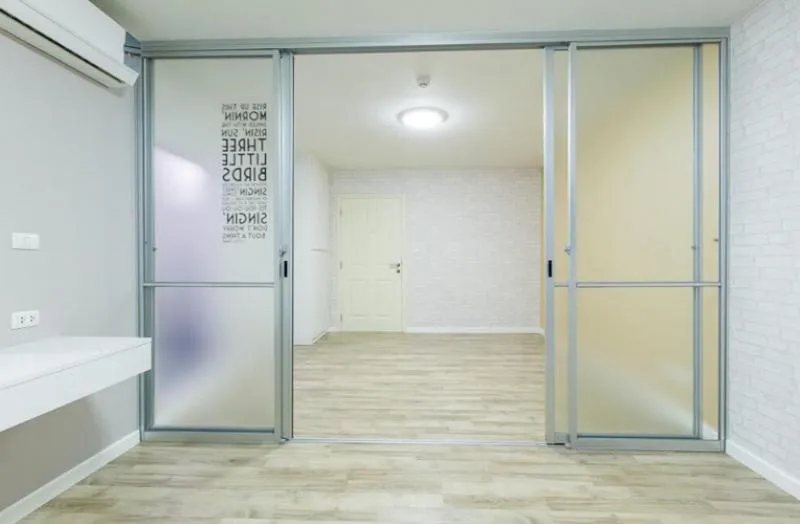 Urgent sale, D Condo On Nut Rama 9, 1st floor, wide room, very good price.