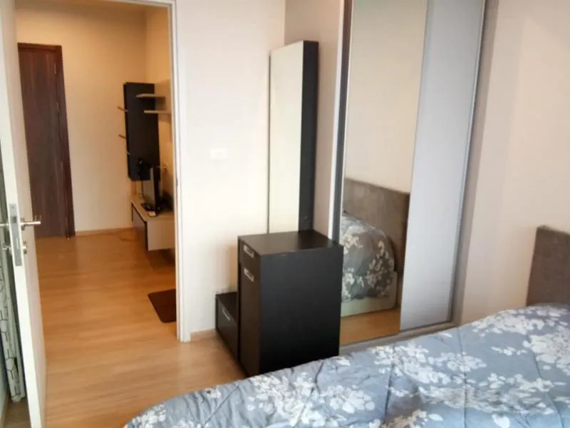 Sell ​​The BASE Chaengwattana, this room has a good view, 1 bedroom, fully furnished, very livable, book now, do not miss it.