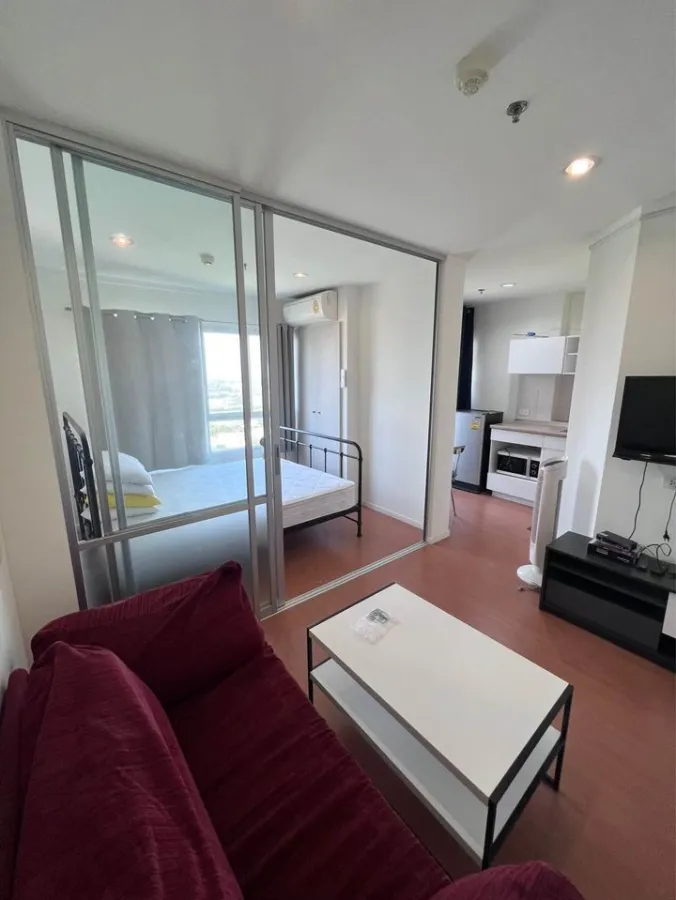 For rent: Lumpini Park Rattanathibet - Ngamwongwan, separate room, complete with electrical appliances. Don't miss it.