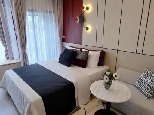 ให้เช่า : คอนโด Soho Bangkok Ratchada ห้องพร้อมอยู่ สิ่งอำนวยความสะดวกครบ มาจองเลย