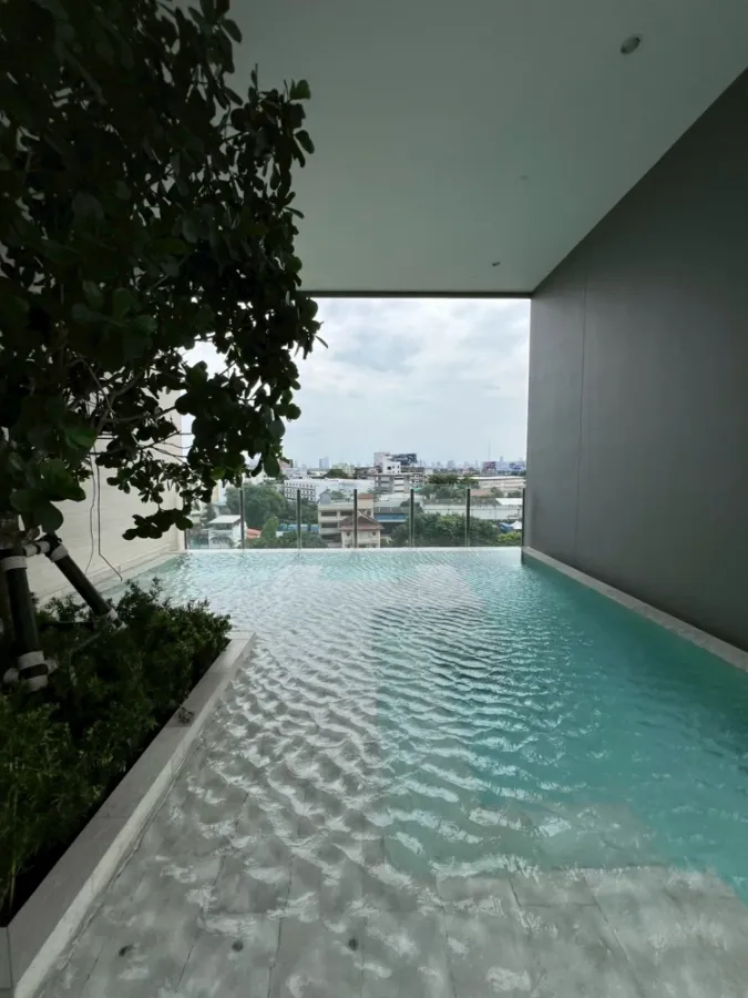 For rent, Aspire Sukhumvit - Rama 4, river view.