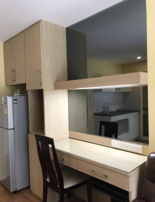 ขาย ลุมพินี เพลส บางนา กม.3 วิวสระ ตกแต่ง Built-in ตกแต่งครบครัน พร้อมเข้าอยู่ รีบจองเลยจ้า