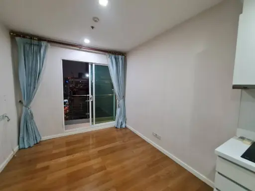 ขาย คอนโด เลต ไอซ์ ราชเทวี ชั้น 24 ห้องเปล่า กั้นเป็นสัดส่วนดีมาก สายแต่งห้องห้ามพลาด images
