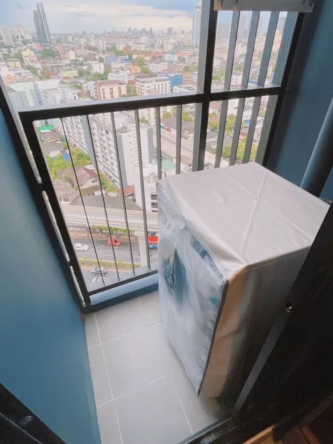 For rent: The Origin Ladprao-Bangkapi, 16th floor, pool view, built-in walls throughout the room, extremely beautiful, fully furnished, all in one pla