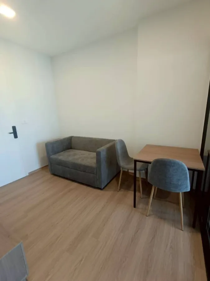 For rent: Chapter One Spark Charan, ready-to-move-in unit with full furniture, high floor, great location. Book now!